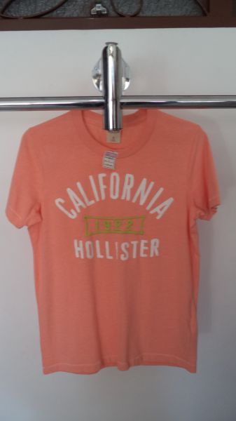 Camiseta HOLLISTER